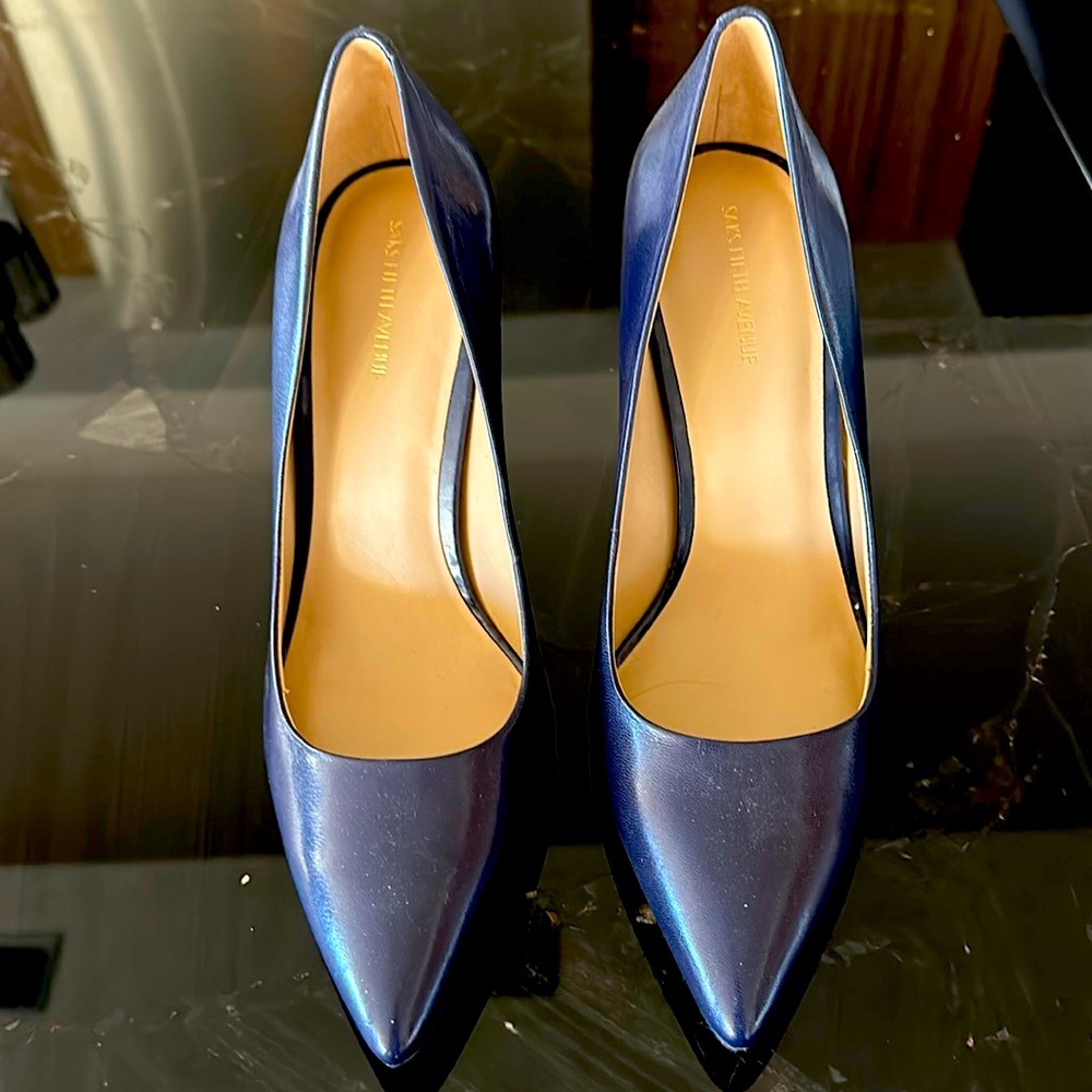 Saks Fifth Avenue Blue Pumps